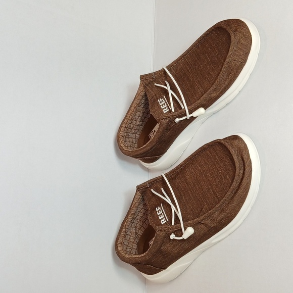 Reef Men's Cushion Coast Lightweight brown Loafer Men's Shoes size 9 - Picture 3 of 9